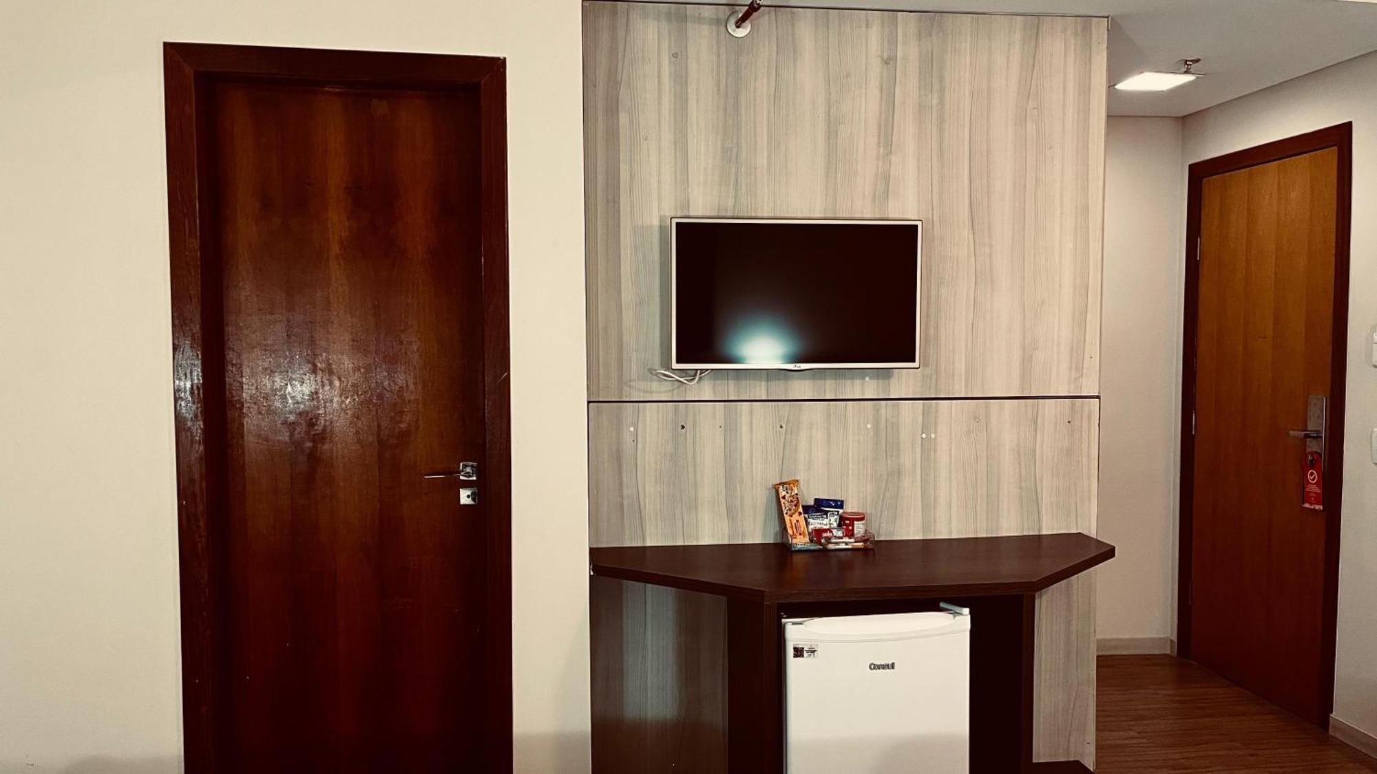 Hotel Amsterdam Монтис-Кларус Экстерьер фото