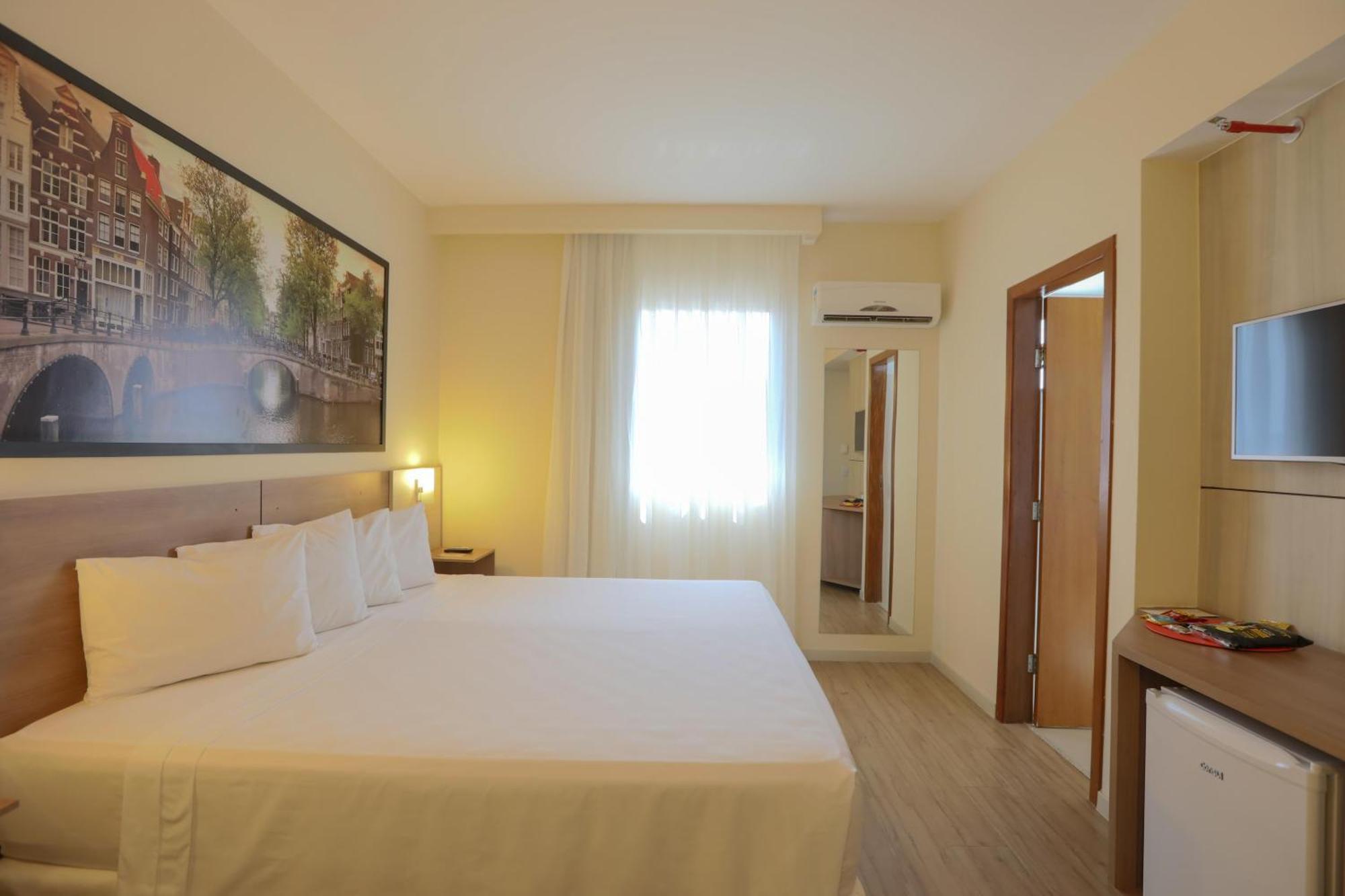 Hotel Amsterdam Монтис-Кларус Экстерьер фото